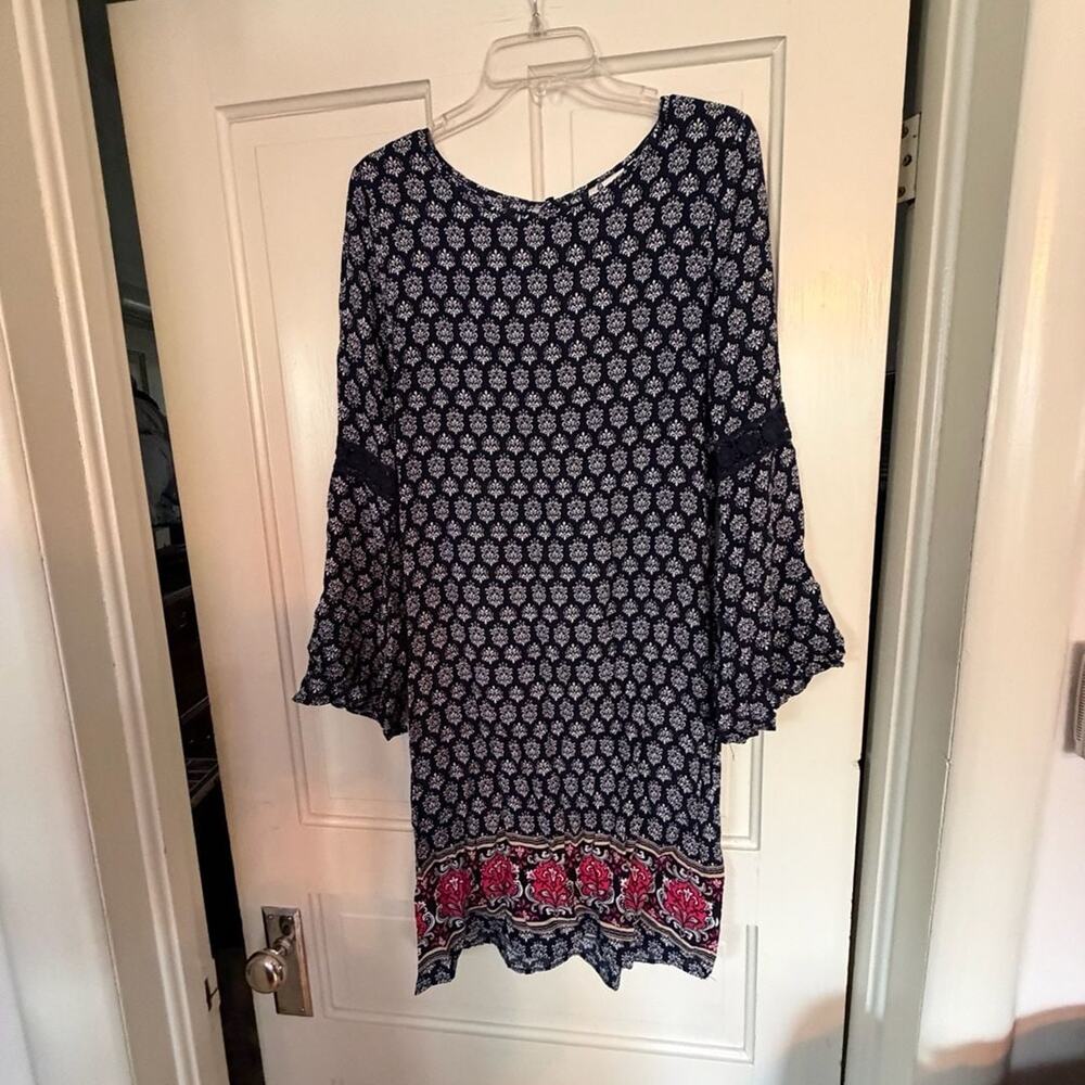 Miss Pinky Women's Size M Printed Bell Sleeve Dress